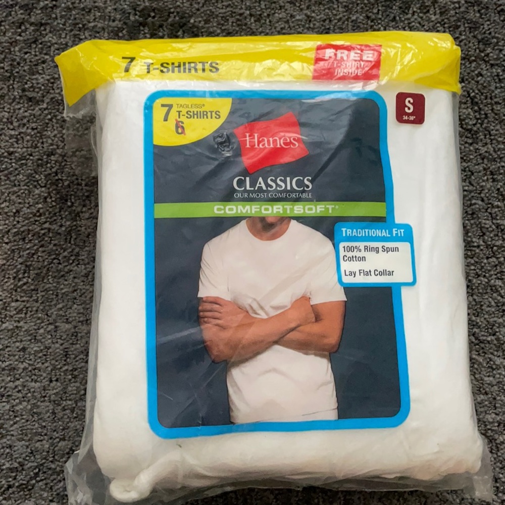 New, Never Worn Men’s Hanes Tagless Undershirts. Size Small. 7 Pack